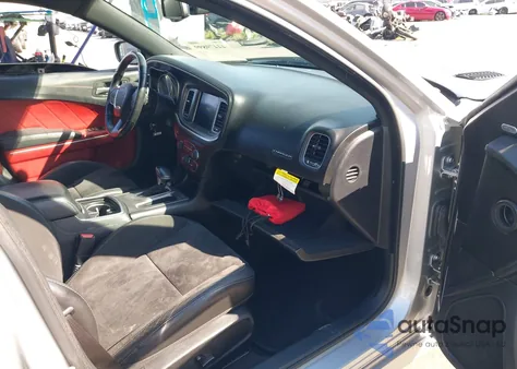 2019 Dodge Charger Scat Pack Rwd z USA, uszkodzony, nr VIN 2C3CDXGJ4KH742574